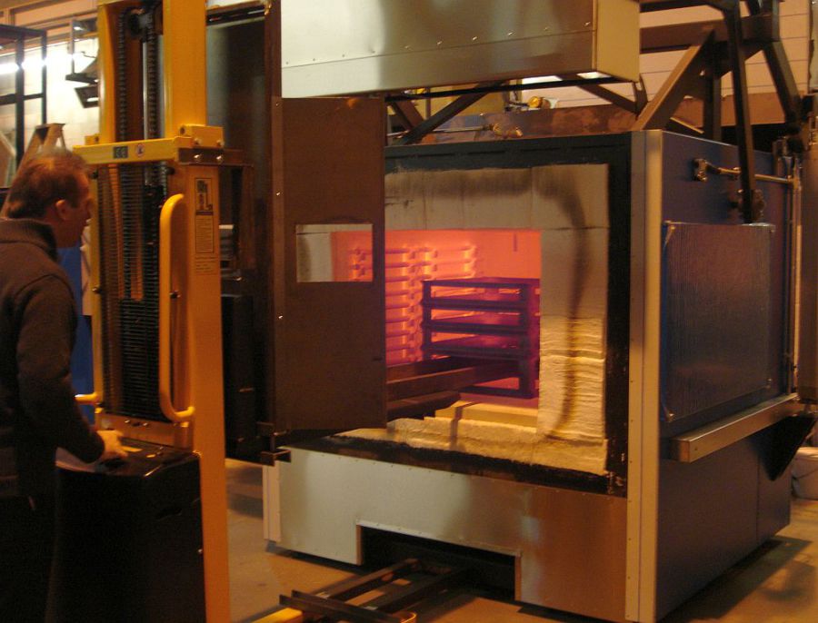 热处理油烟废气治理